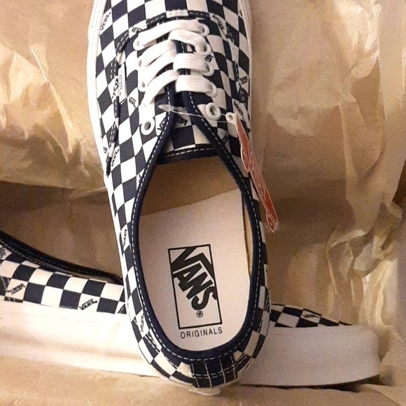 Vault by Vans OG Authentic Checkerboard *NWT* - Picture 9 of 11